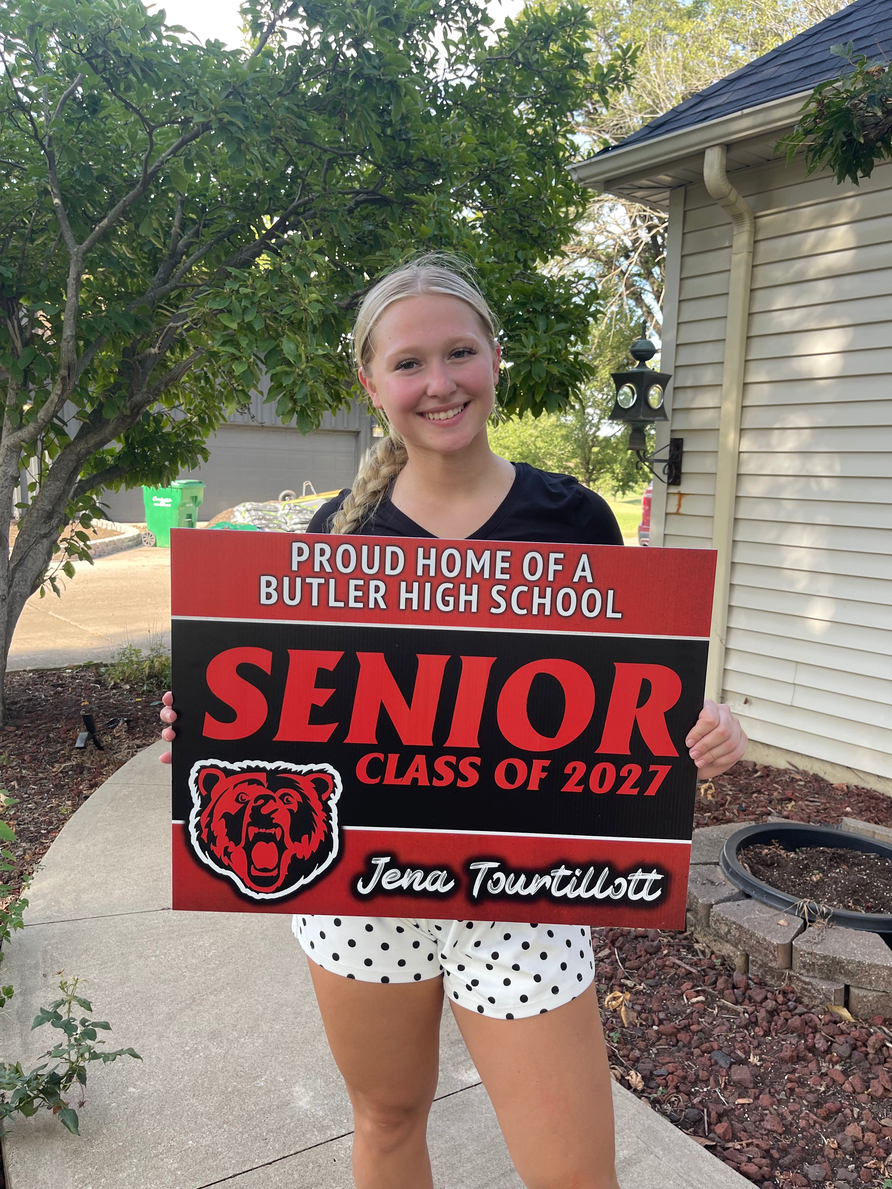 2027 SENIOR YARD SIGN